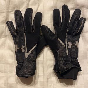 Under Armour Gloves